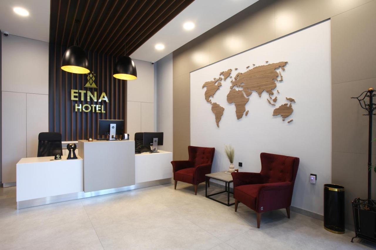 Hotel Etna Gracanica  Exteriér fotografie